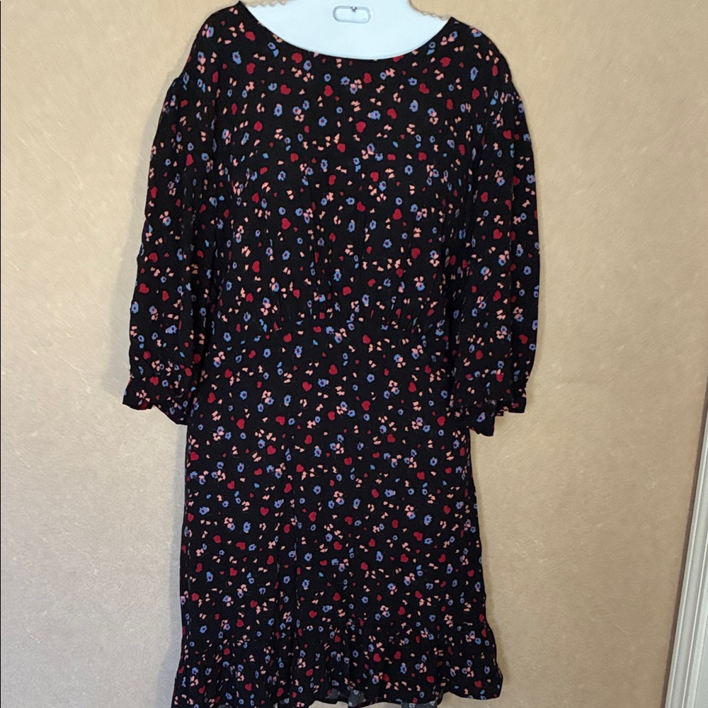 Chic Black Floral 3/4 Sleeve Dress
